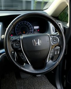 Honda Odyssey E Prestige 2014 - 5